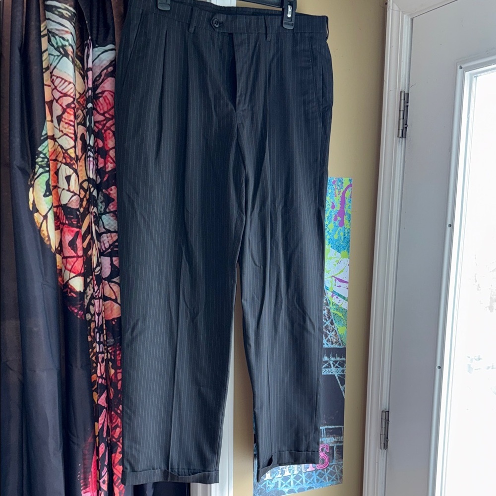 Men's Haggar Black Pinstripe Pants 34x30